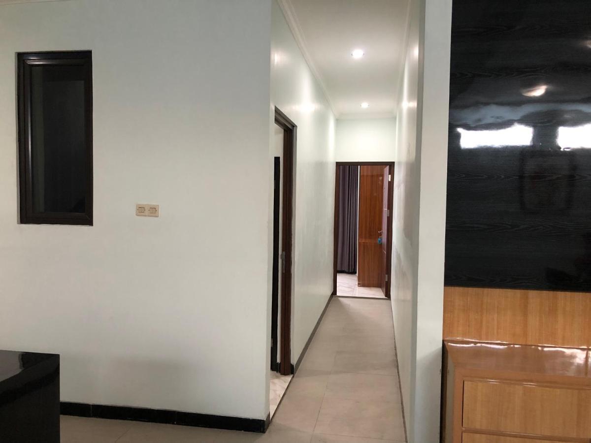 Bening Asri Guesthouse Tangerang Eksteriør billede