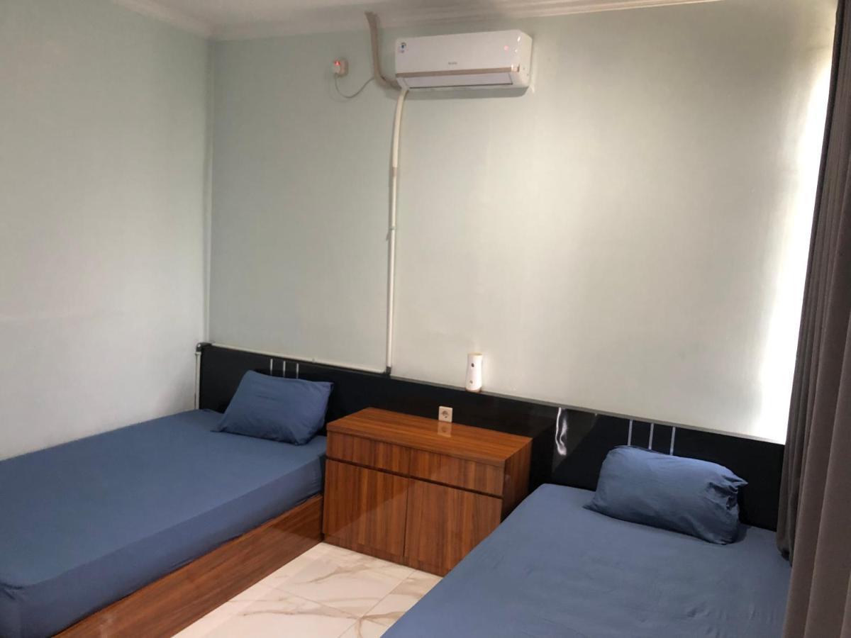 Bening Asri Guesthouse Tangerang Eksteriør billede