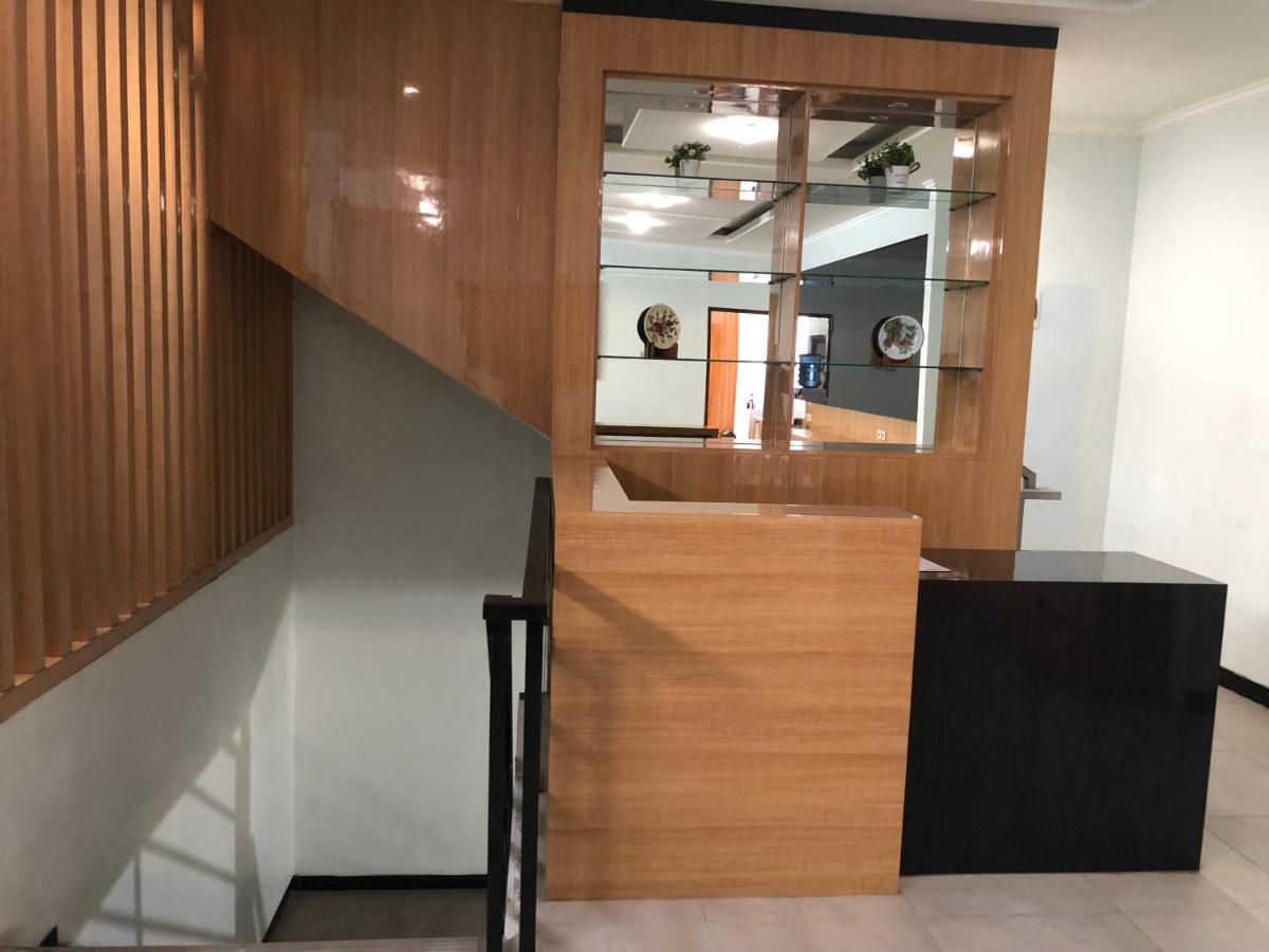 Bening Asri Guesthouse Tangerang Eksteriør billede